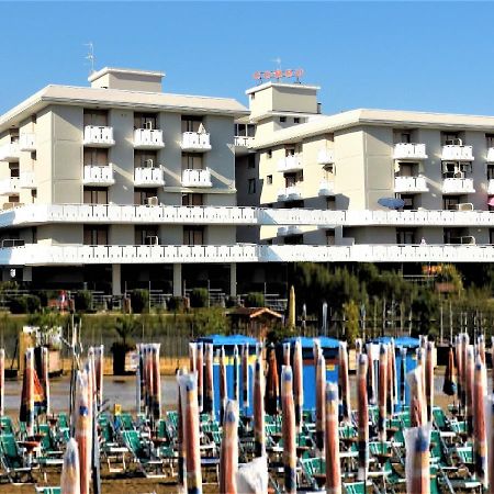 Corso - Appartamenti Бибионе Экстерьер фото