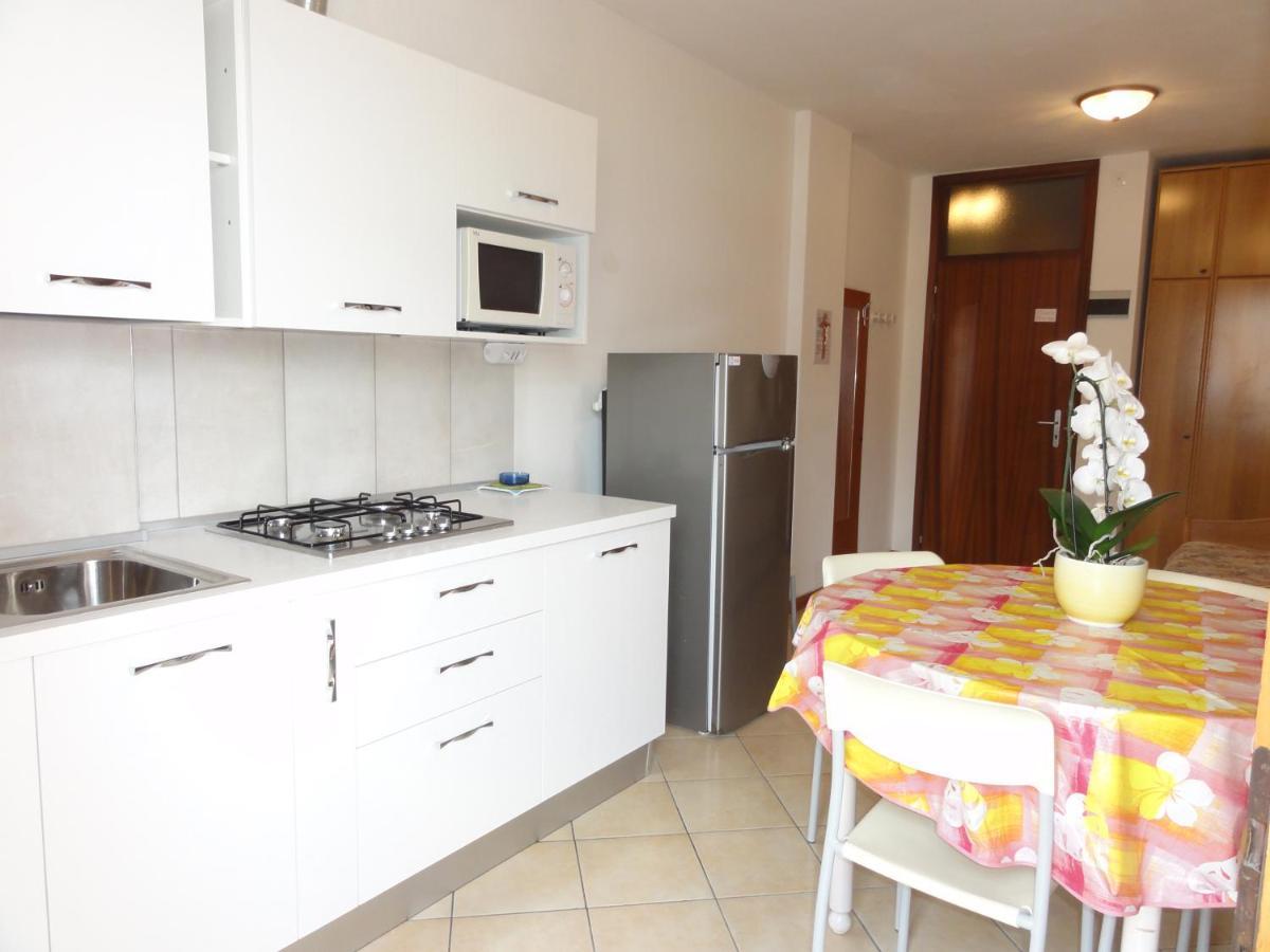 Corso - Appartamenti Бибионе Экстерьер фото